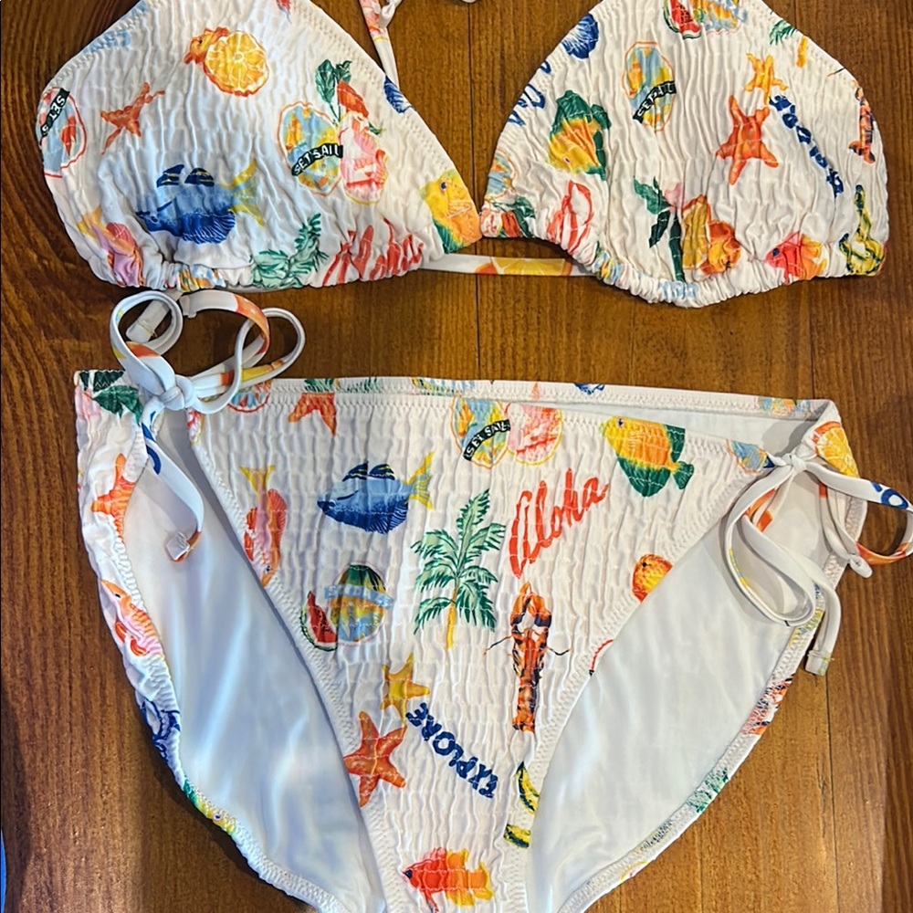 Colorful Women’s Swim Set